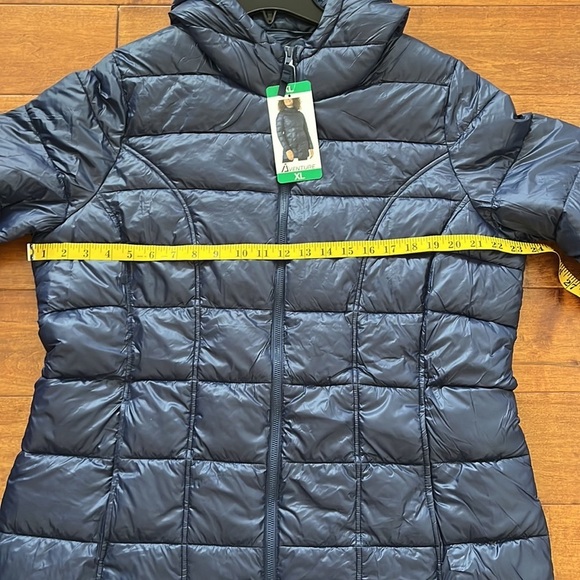 Aventure Ladies' Size XL 3/4 Length Puffer Jacket  Navy Night NWT - Picture 7 of 14